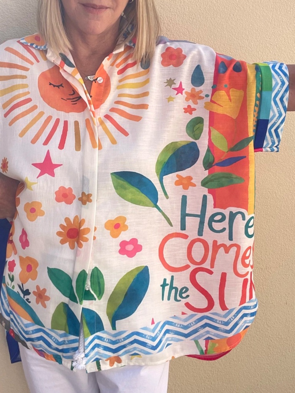 Made In Italy 'Here Comes the Sun' Graphic Button Up